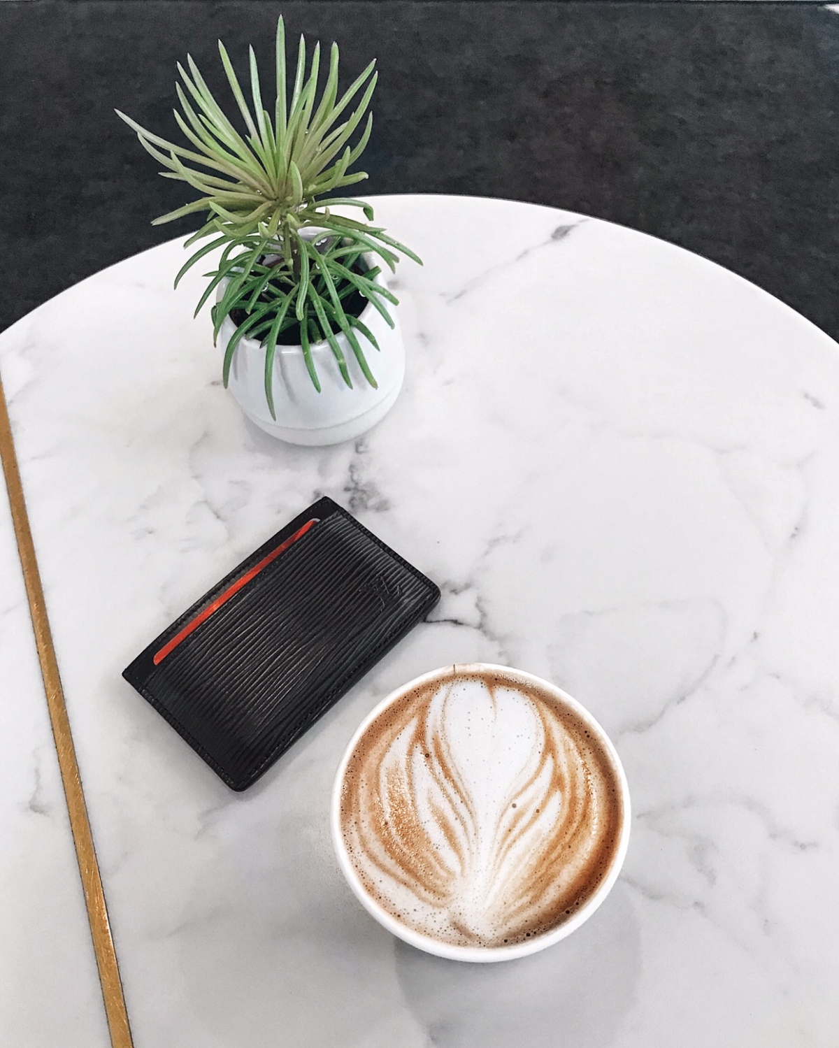 Louis Vuitton Black Epi Simple Card Holder Review – Coffee and Handbags